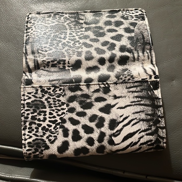 COPY - Zebra ladies wallet - Picture 4 of 4